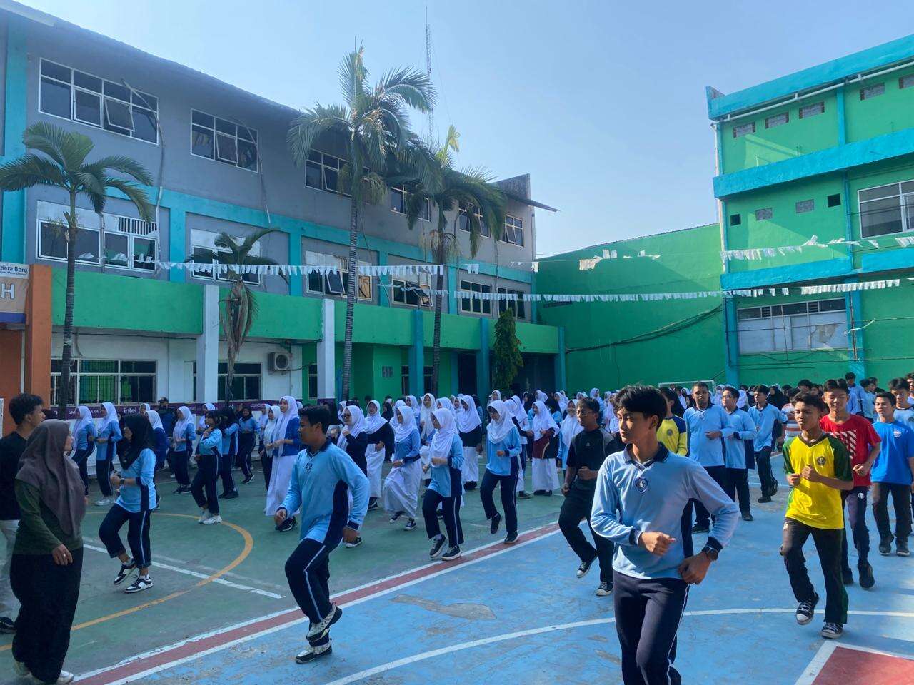 Kegiatan Muroja'ah dan Senam Pagi Jum'at